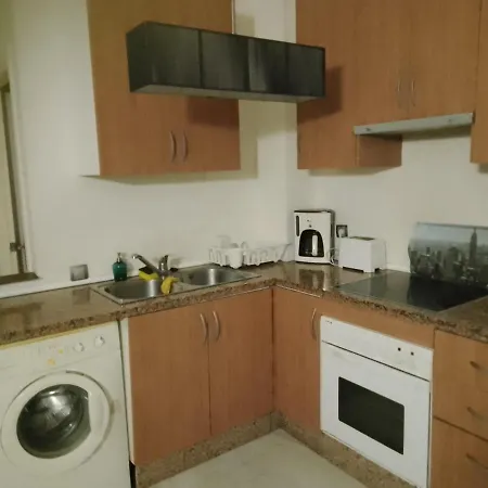 C P Oasis Club Apartment Malaga